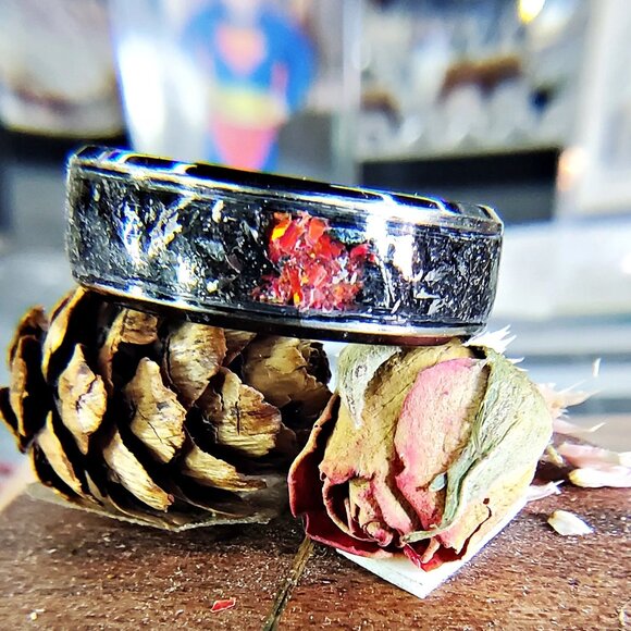 "Asteroid Alert" Ring with Campo del Cielo Meteorite Shavings & Red Opal - Picture 4 of 8